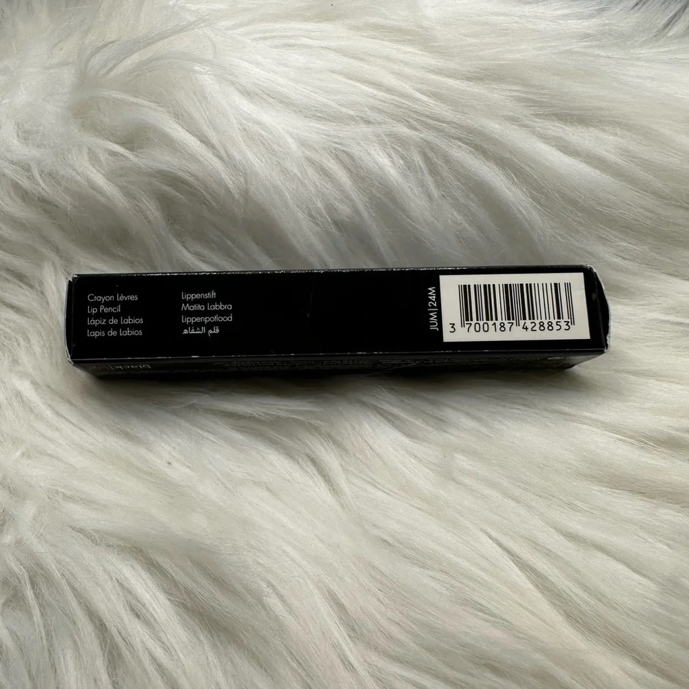 🩷5/$10 Black Up Matte Jumbo Lip Pencil